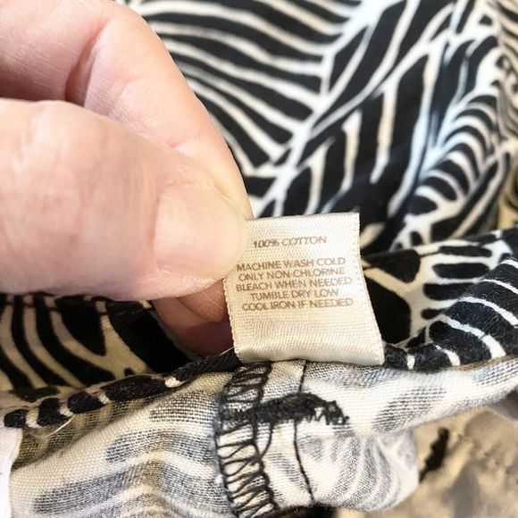 Ann Taylor Loft 100% Cotton Shorts Black White Floral Leaf Print Tropical SZ 14 - Picture 9 of 10